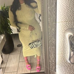 Green Textured Ruched Long Sleeve Midaxi Dress